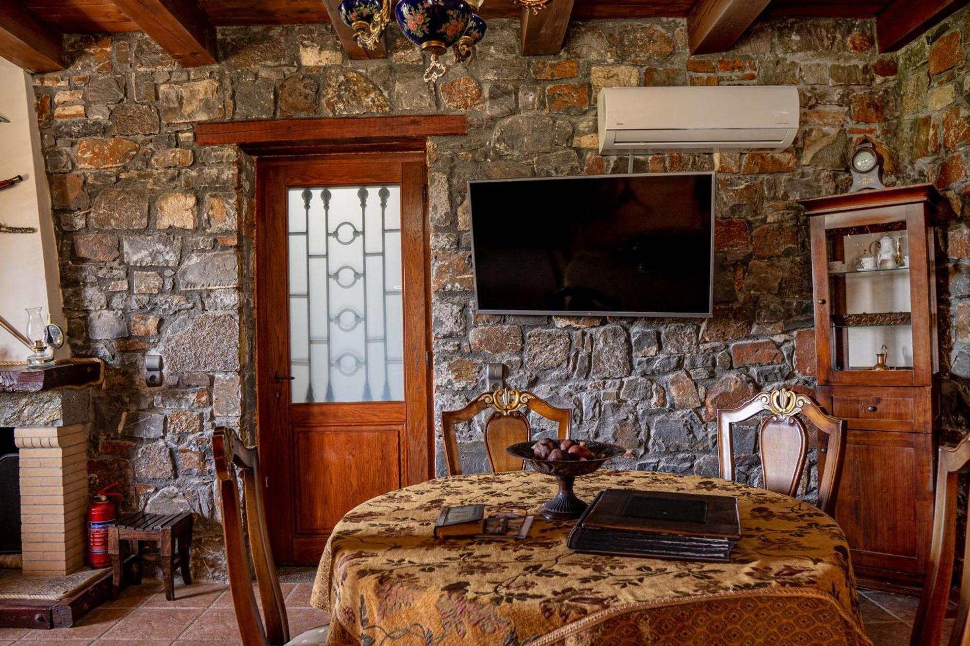 Iris Stone Built Villa ميلاتوس المظهر الخارجي الصورة