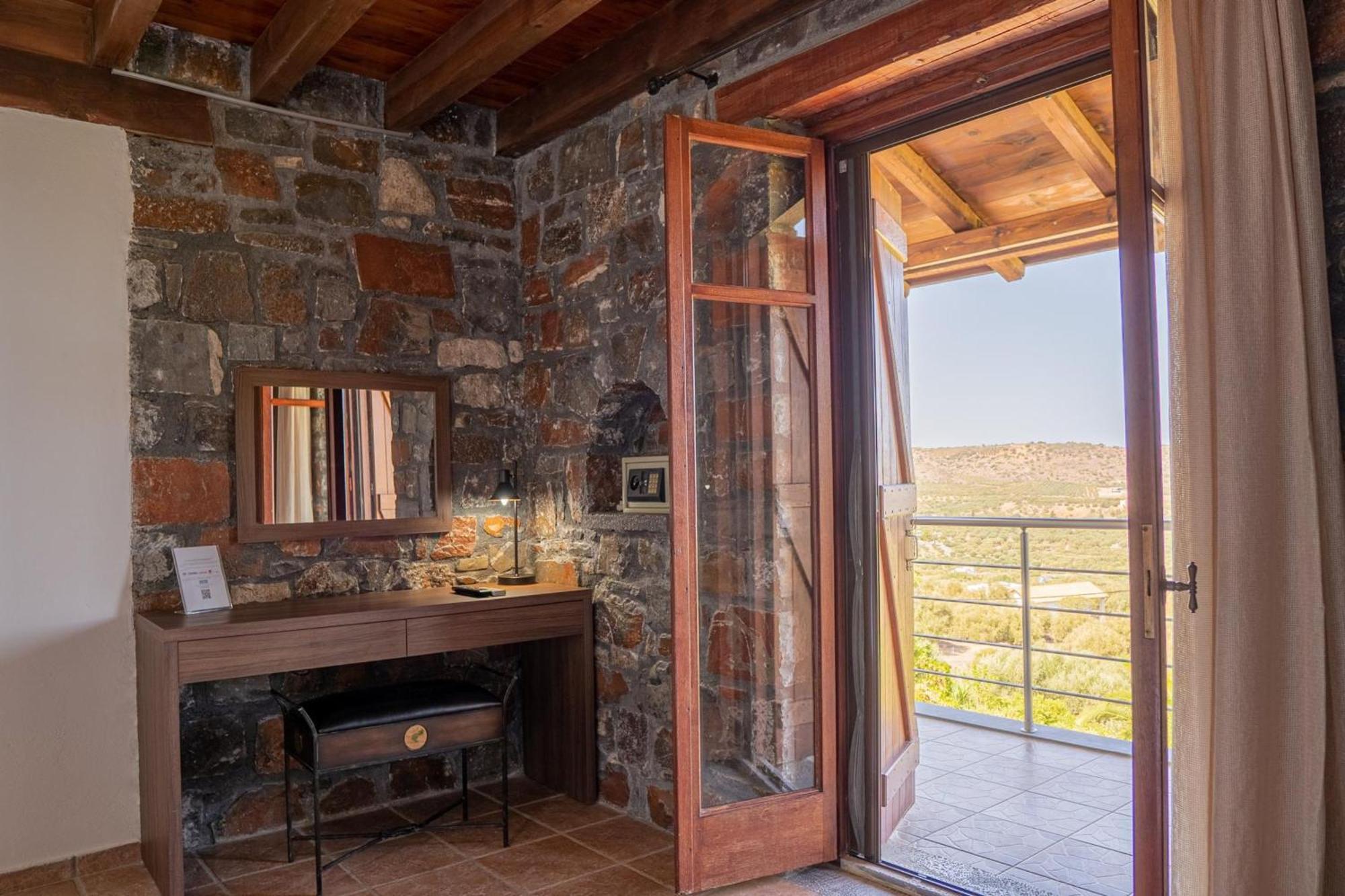 Iris Stone Built Villa ميلاتوس المظهر الخارجي الصورة