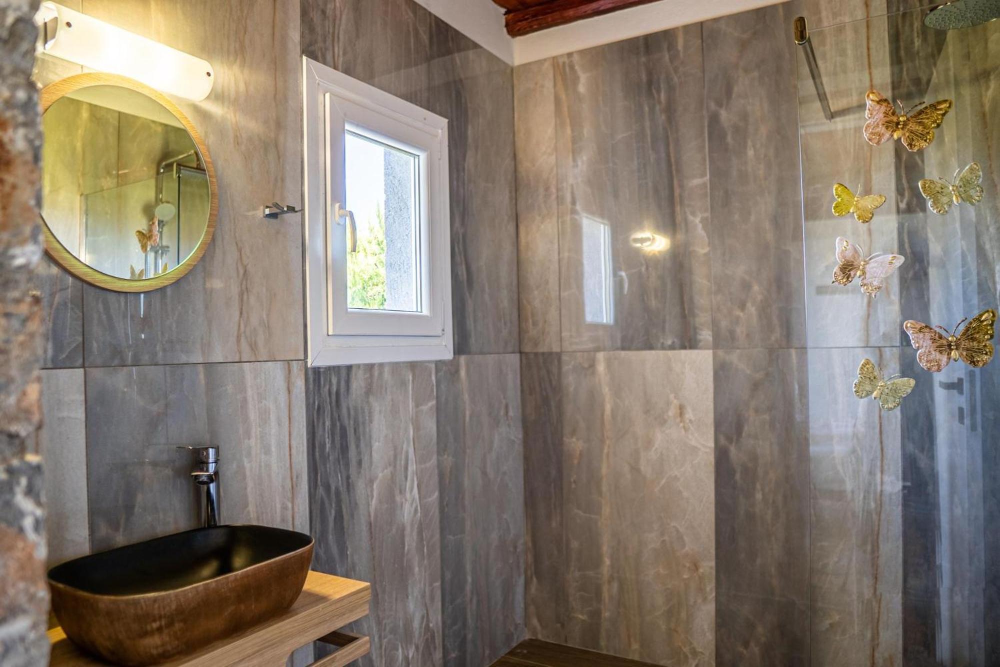 Iris Stone Built Villa ميلاتوس المظهر الخارجي الصورة